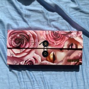 Pat McGrath Divine Rose Mothership Palette